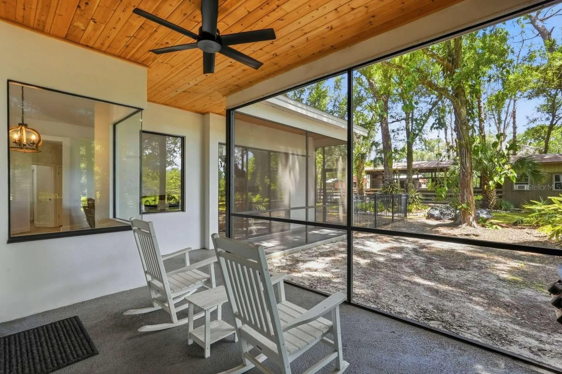 6301 S 86th Avenue N Pinellas Park FL 33782