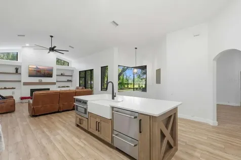 6301 S 86th Avenue N Pinellas Park FL 33782