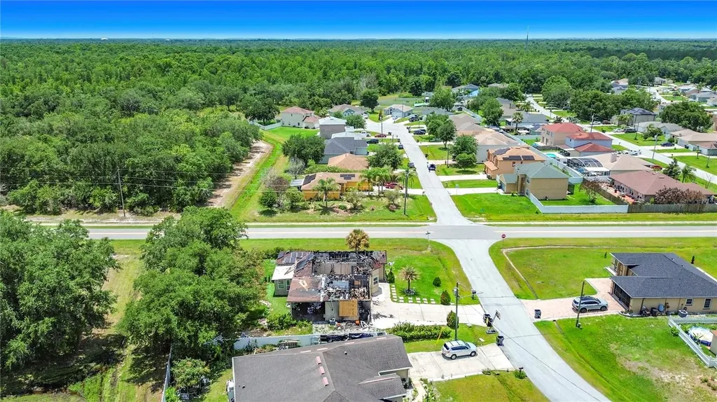 521 Mallard Court Kissimmee FL 34759