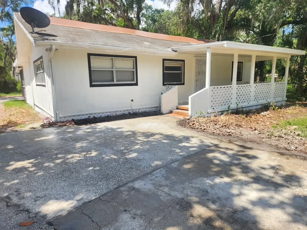 3213 E Diana Street Tampa FL 33610