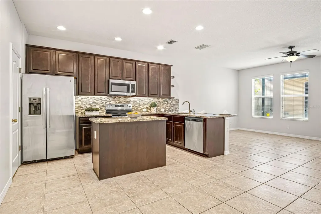 11472 Center Lake Drive Windermere FL 34786