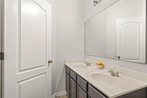 11472 Center Lake Drive Windermere FL 34786