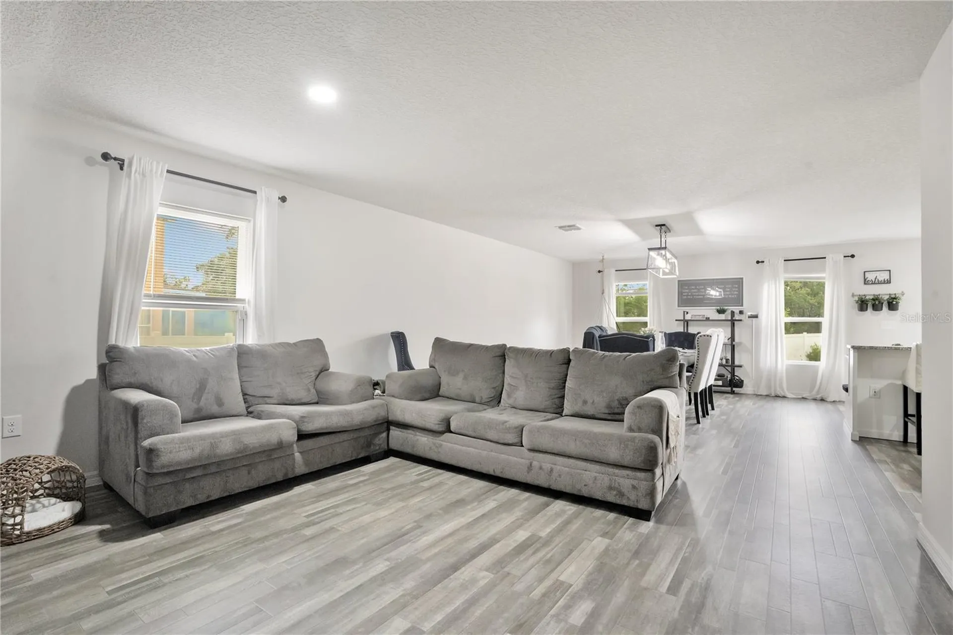 301 Salmon Way Kissimmee FL 34759