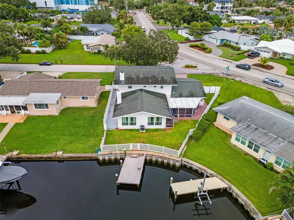 4000 14th Way NE St Petersburg FL 33703