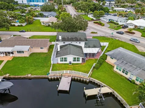 4000 14th Way NE St Petersburg FL 33703