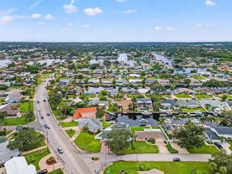 4000 14th Way NE St Petersburg FL 33703