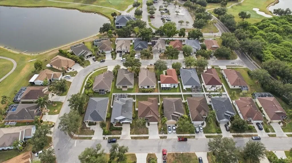819 Springwood Circle Bradenton FL 34212
