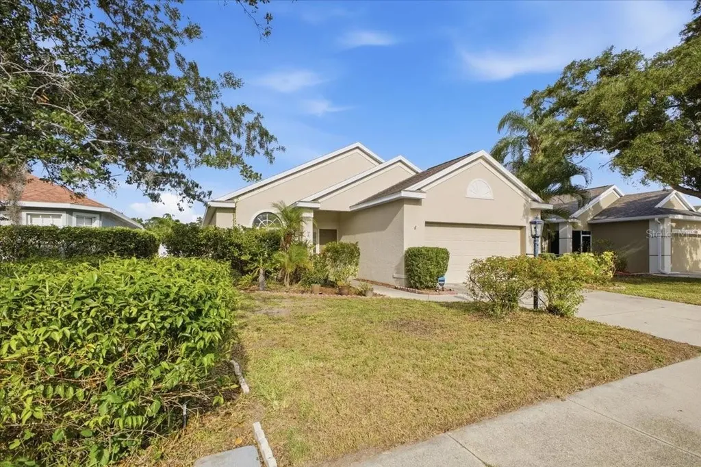 819 Springwood Circle Bradenton FL 34212