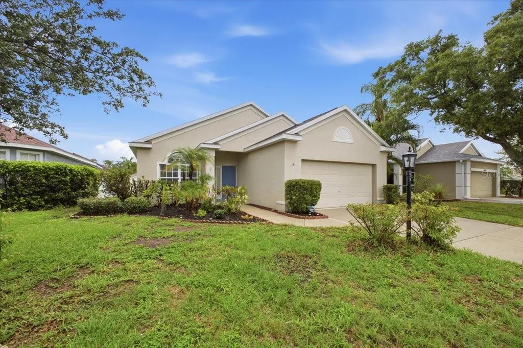 819 Springwood Circle Bradenton FL 34212