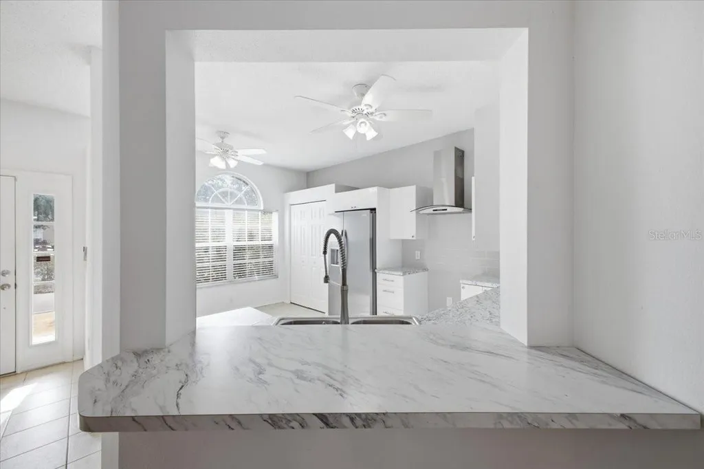 819 Springwood Circle Bradenton FL 34212