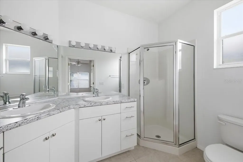 819 Springwood Circle Bradenton FL 34212