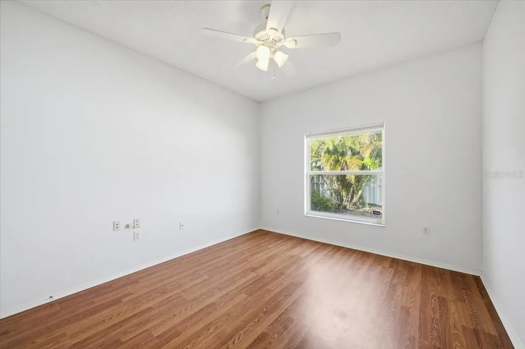 819 Springwood Circle Bradenton FL 34212