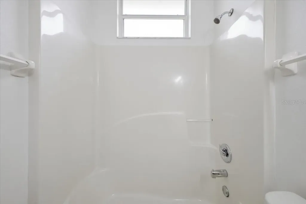 819 Springwood Circle Bradenton FL 34212