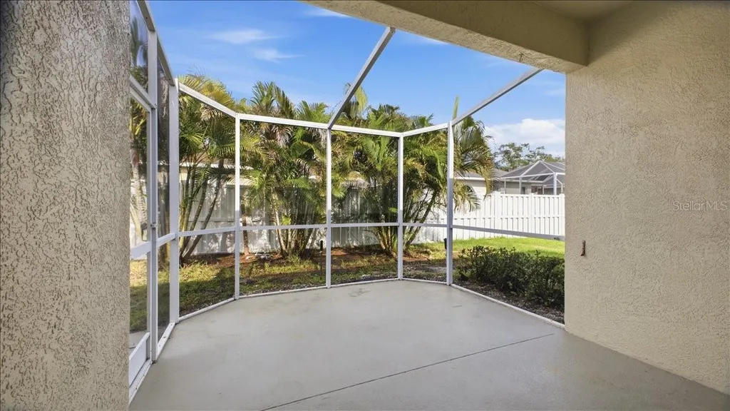 819 Springwood Circle Bradenton FL 34212