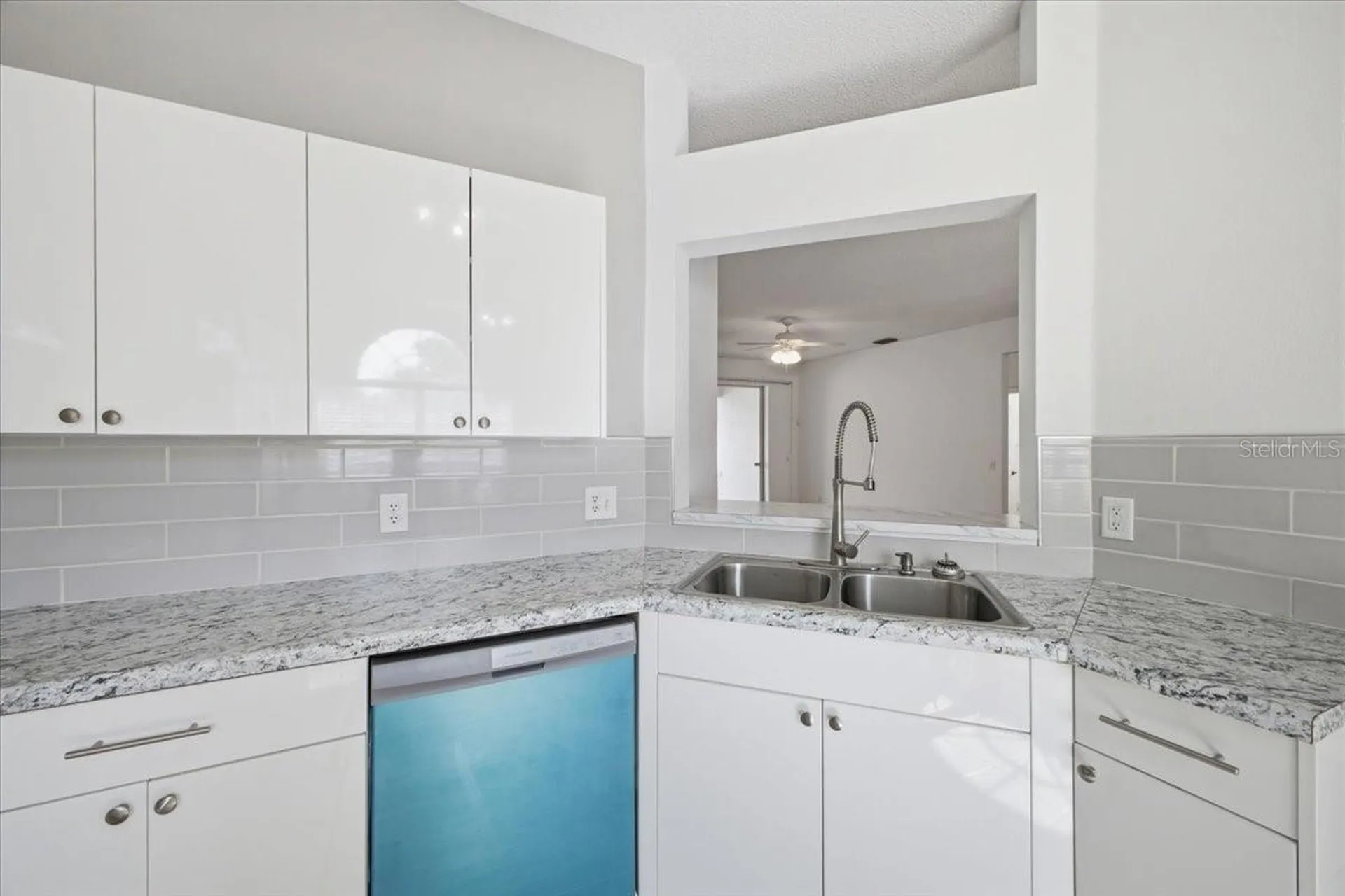 819 Springwood Circle Bradenton FL 34212