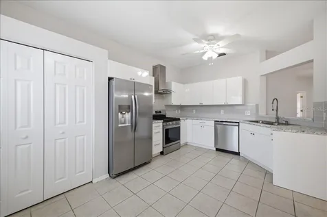 819 Springwood Circle Bradenton FL 34212