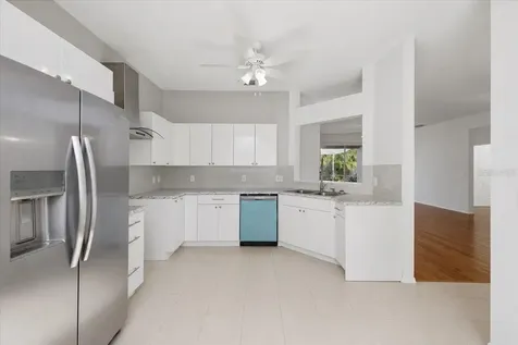 819 Springwood Circle Bradenton FL 34212