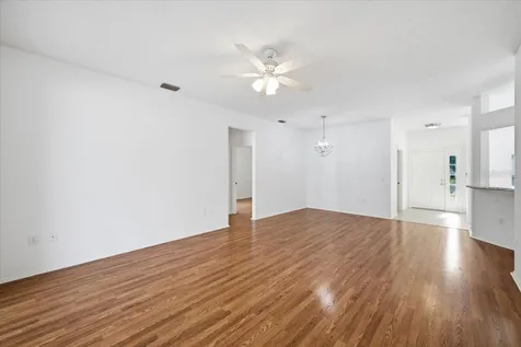 819 Springwood Circle Bradenton FL 34212