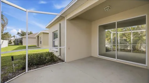 819 Springwood Circle Bradenton FL 34212