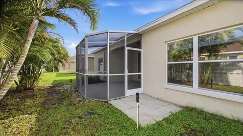 819 Springwood Circle Bradenton FL 34212