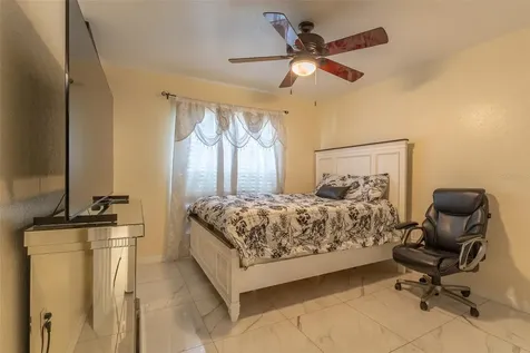 930 Hicks Road Lakeland FL 33813
