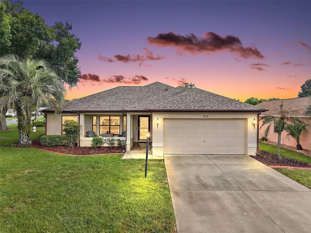 811 Miranda Way Lady Lake FL 32159