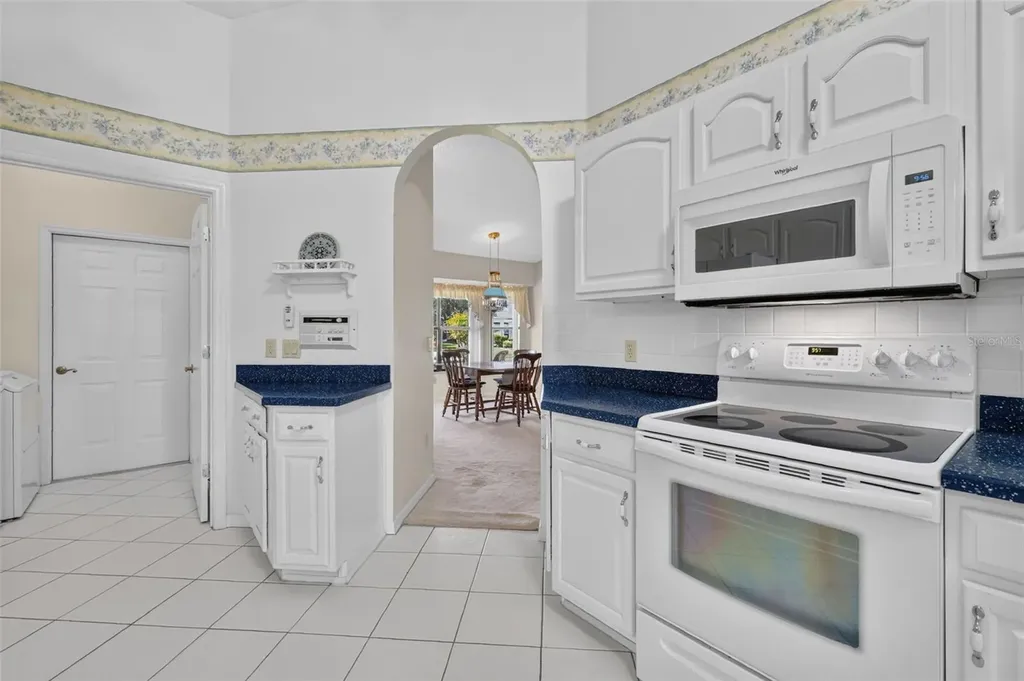 811 Miranda Way Lady Lake FL 32159