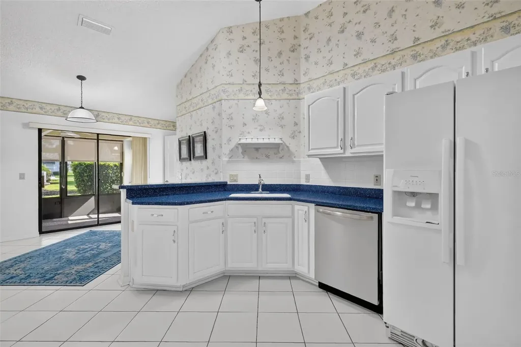 811 Miranda Way Lady Lake FL 32159