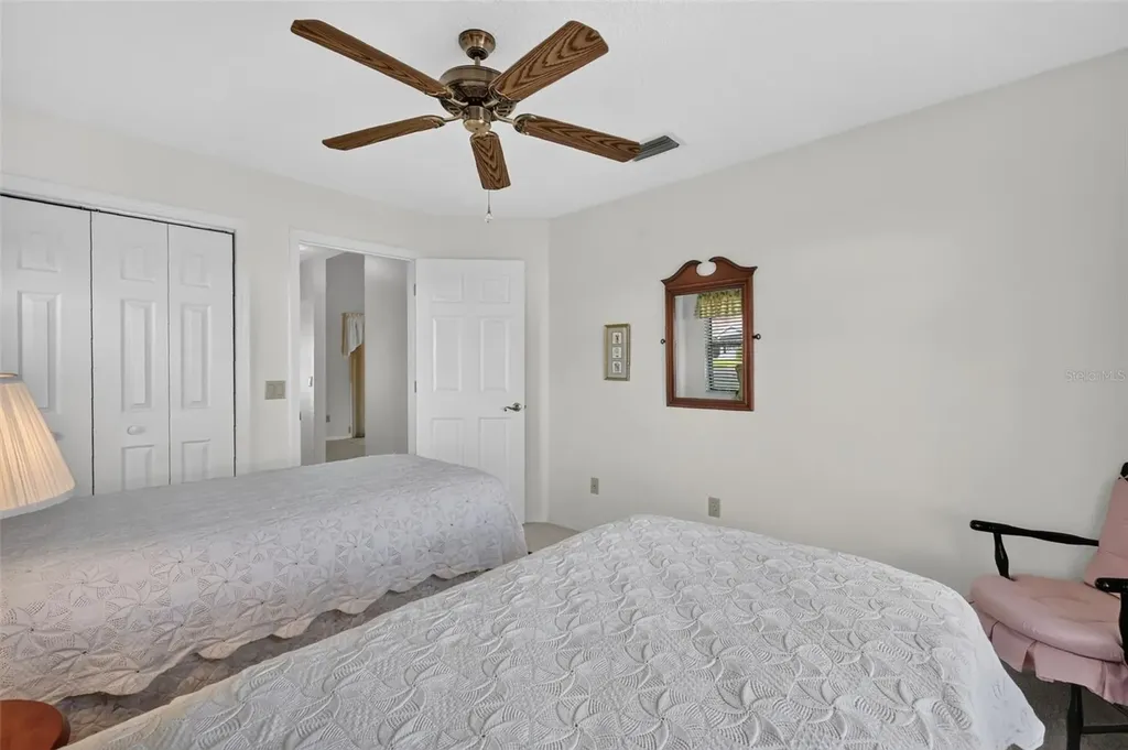 811 Miranda Way Lady Lake FL 32159