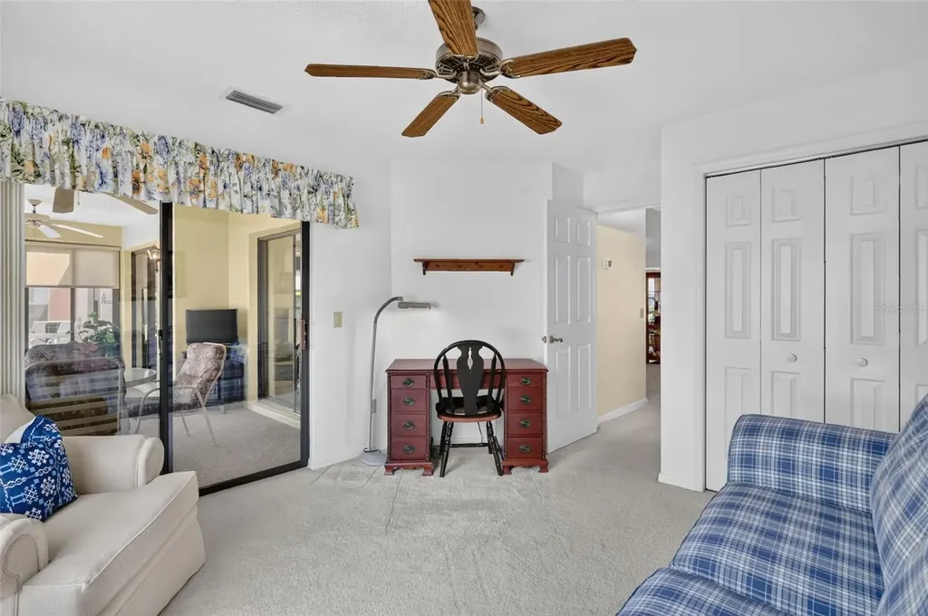 811 Miranda Way Lady Lake FL 32159