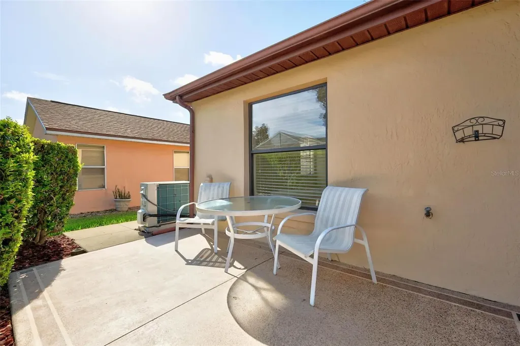811 Miranda Way Lady Lake FL 32159
