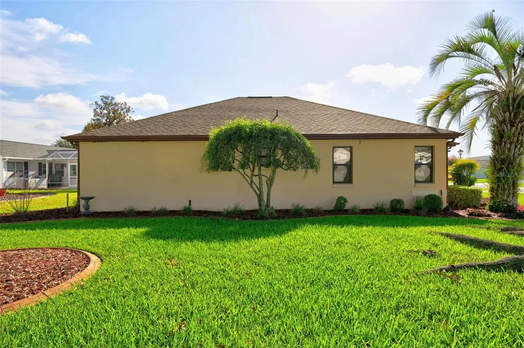 811 Miranda Way Lady Lake FL 32159