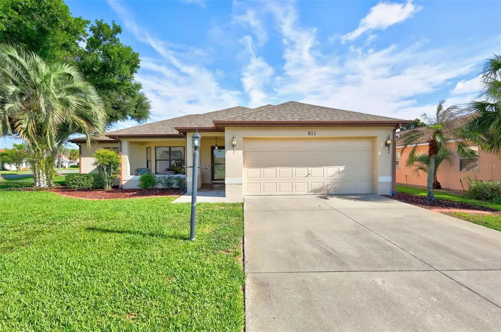 811 Miranda Way Lady Lake FL 32159