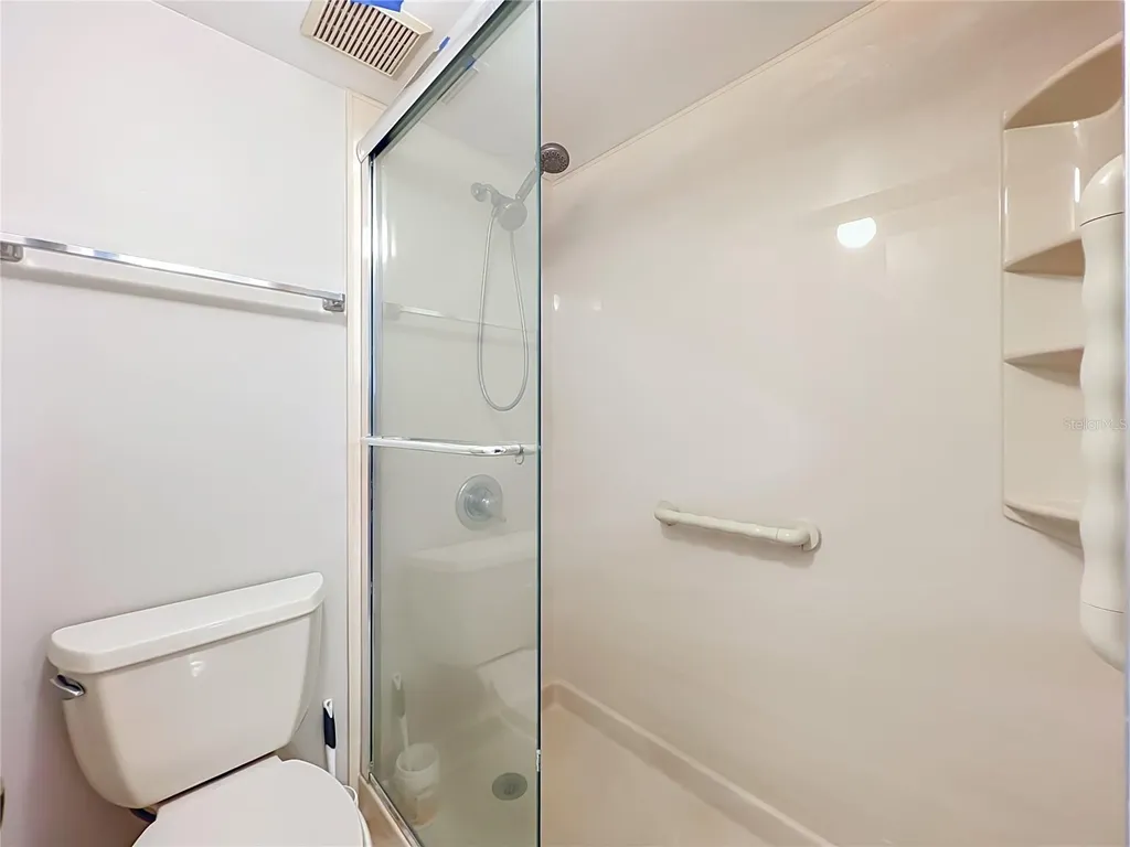 4931 Walden Circle Orlando FL 32811