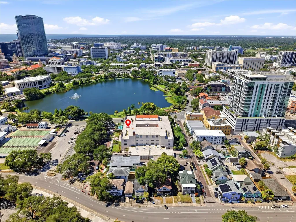 701 Mirror Lake Drive N St Petersburg FL 33701