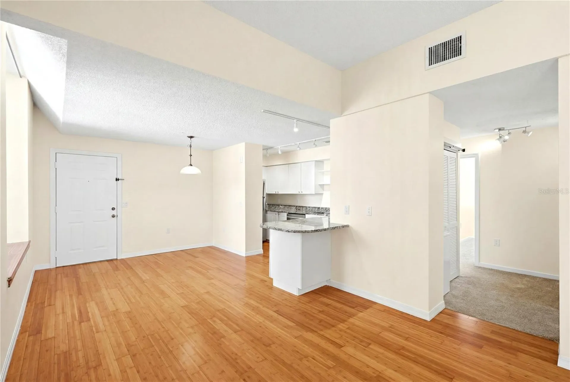 701 Mirror Lake Drive N St Petersburg FL 33701
