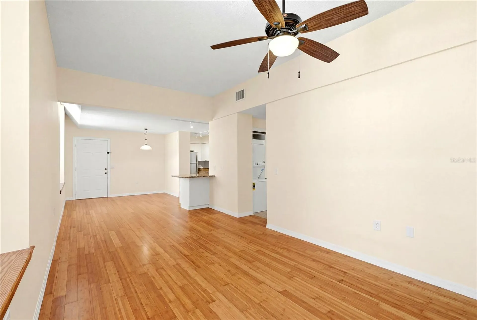 701 Mirror Lake Drive N St Petersburg FL 33701