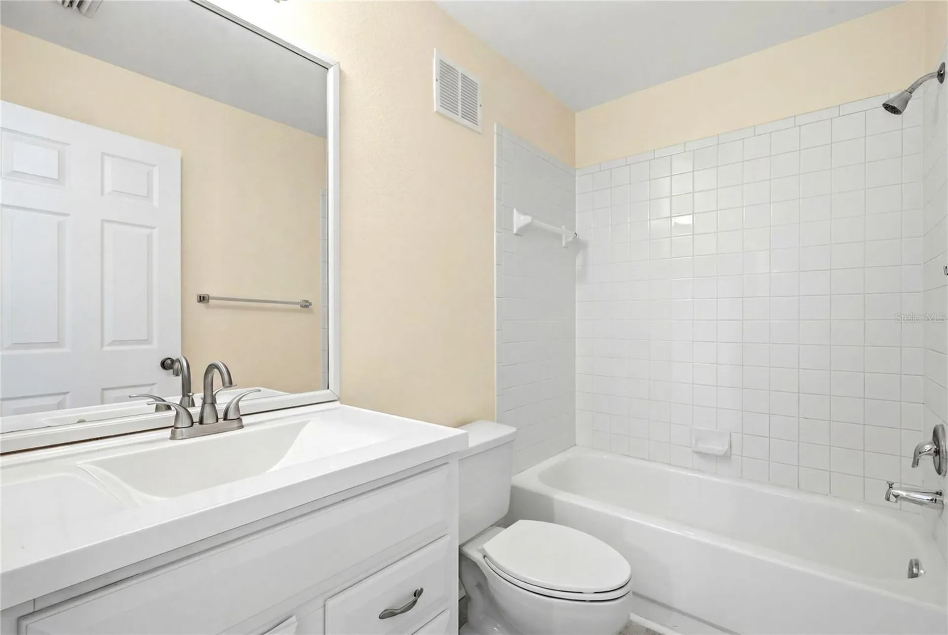 701 Mirror Lake Drive N St Petersburg FL 33701