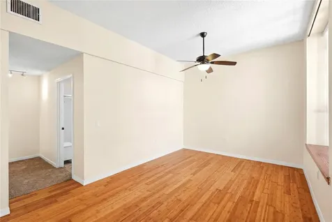 701 Mirror Lake Drive N St Petersburg FL 33701