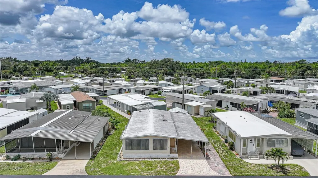 3450 Grapefruit Lane Estero FL 33928