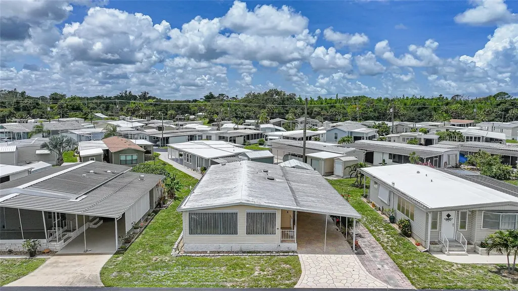 3450 Grapefruit Lane Estero FL 33928