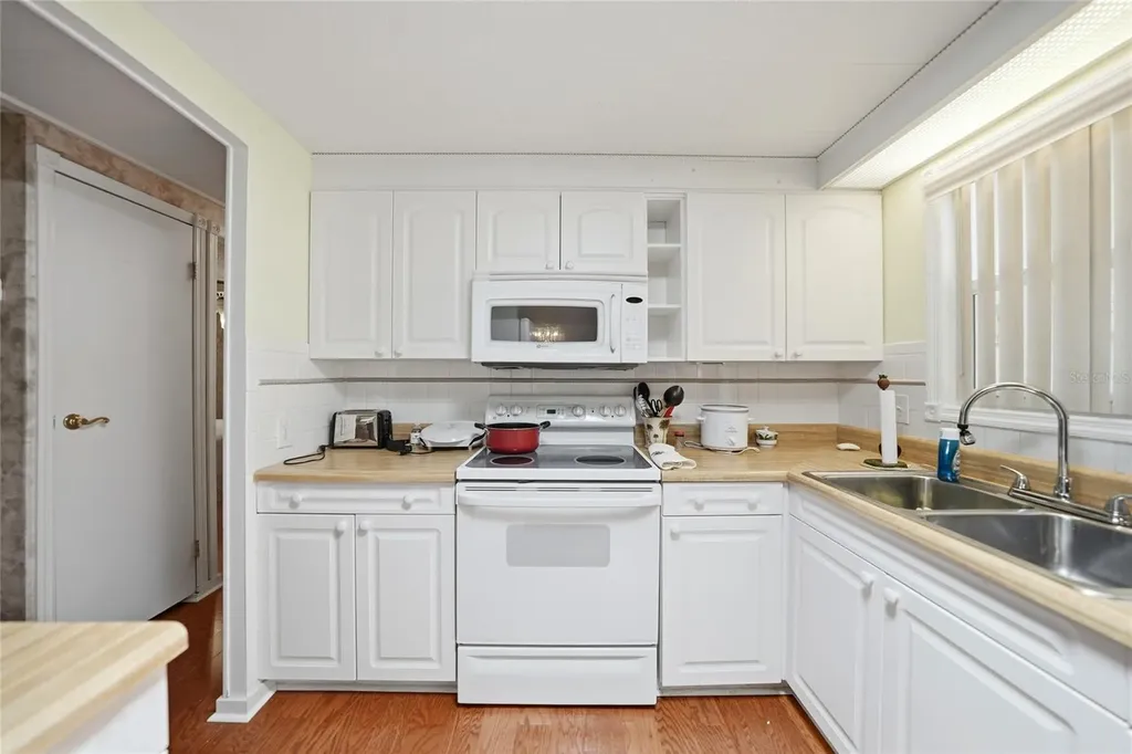 3450 Grapefruit Lane Estero FL 33928