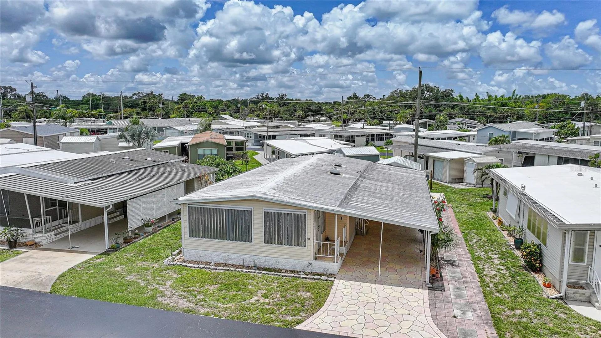 3450 Grapefruit Lane Estero FL 33928