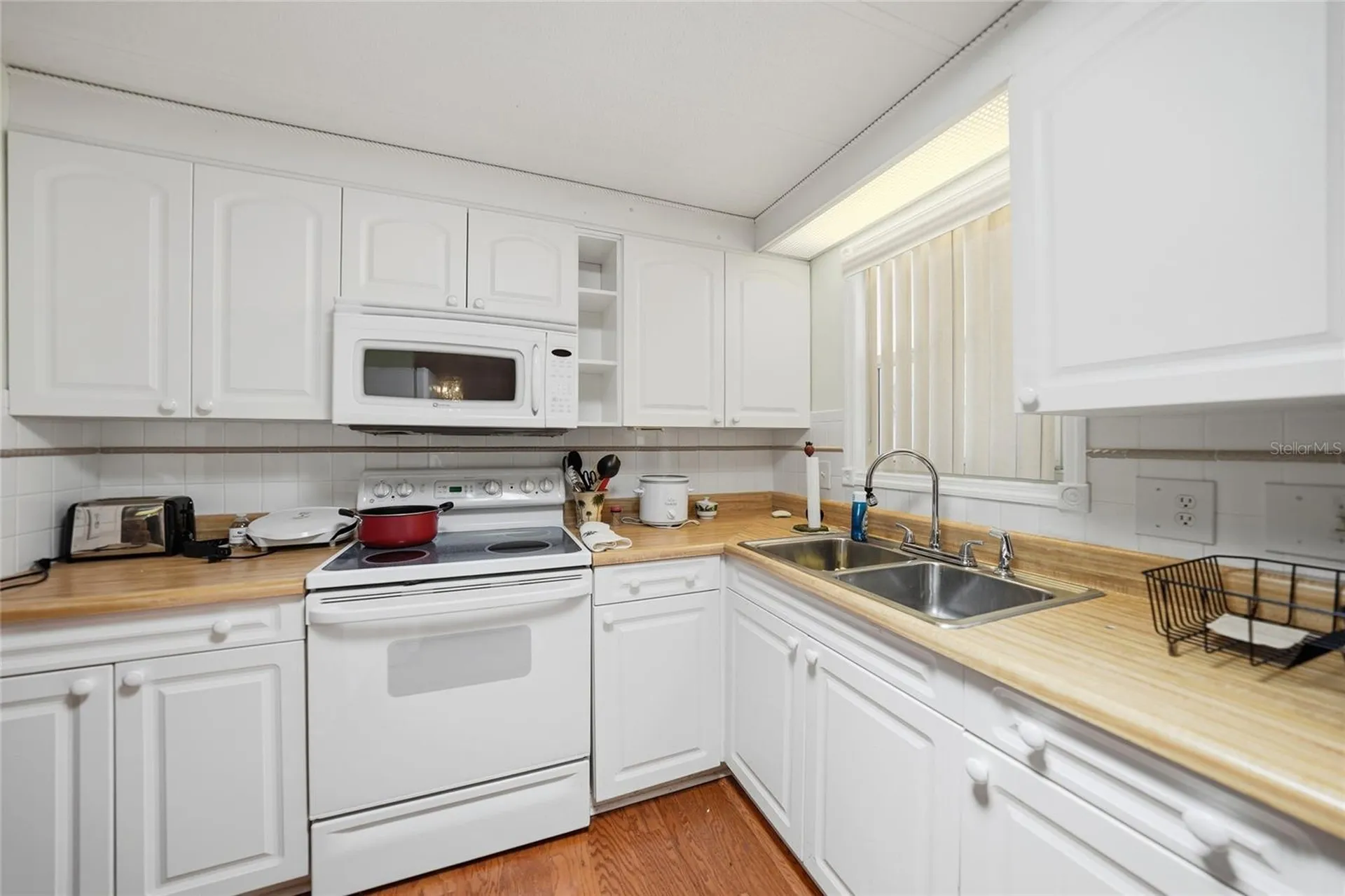 3450 Grapefruit Lane Estero FL 33928