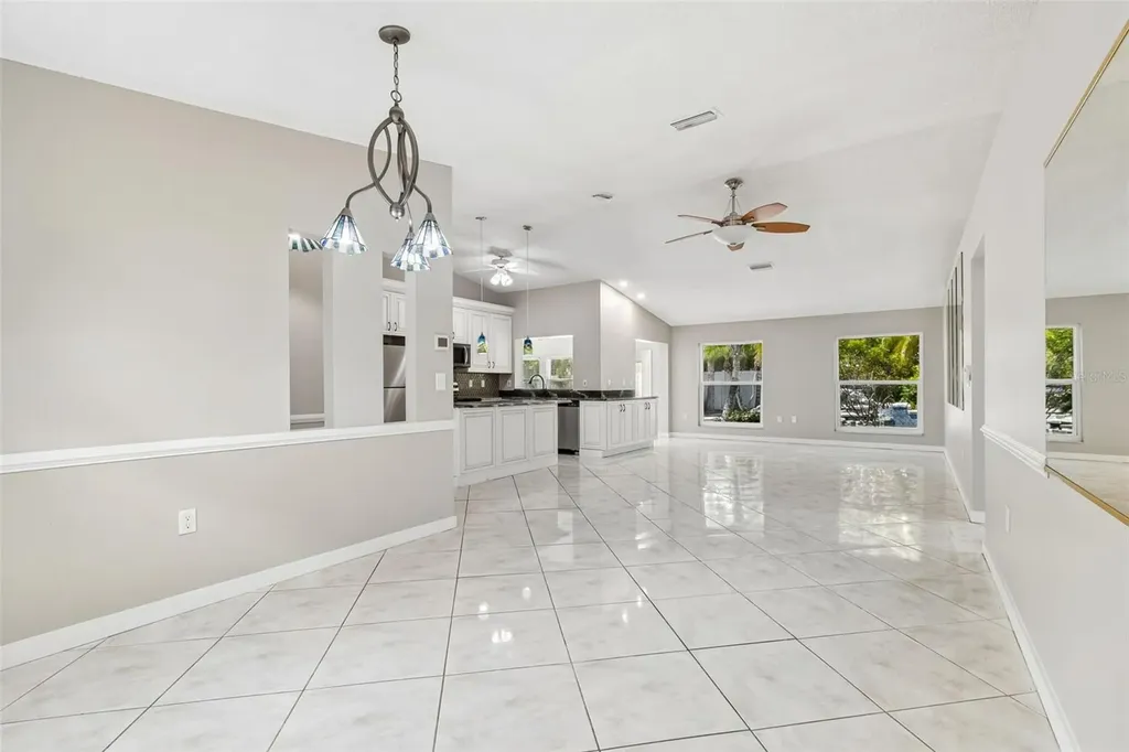 2536 Countryside Pines Drive Clearwater FL 33761