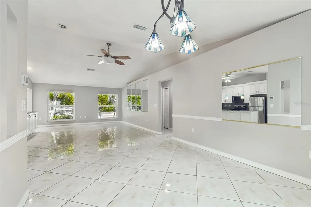2536 Countryside Pines Drive Clearwater FL 33761
