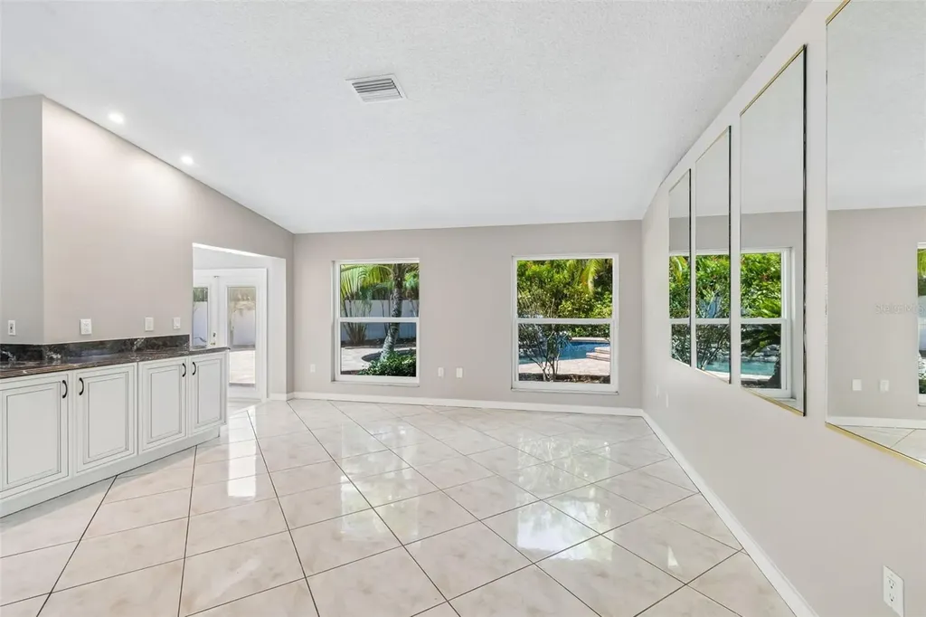 2536 Countryside Pines Drive Clearwater FL 33761