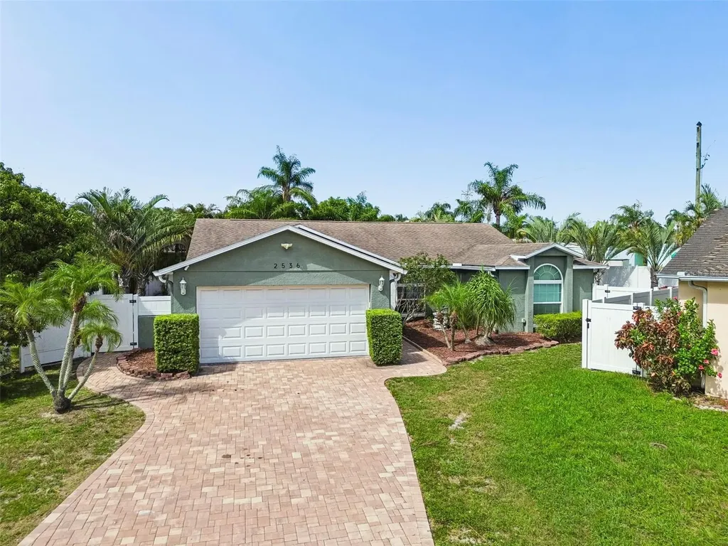 2536 Countryside Pines Drive Clearwater FL 33761