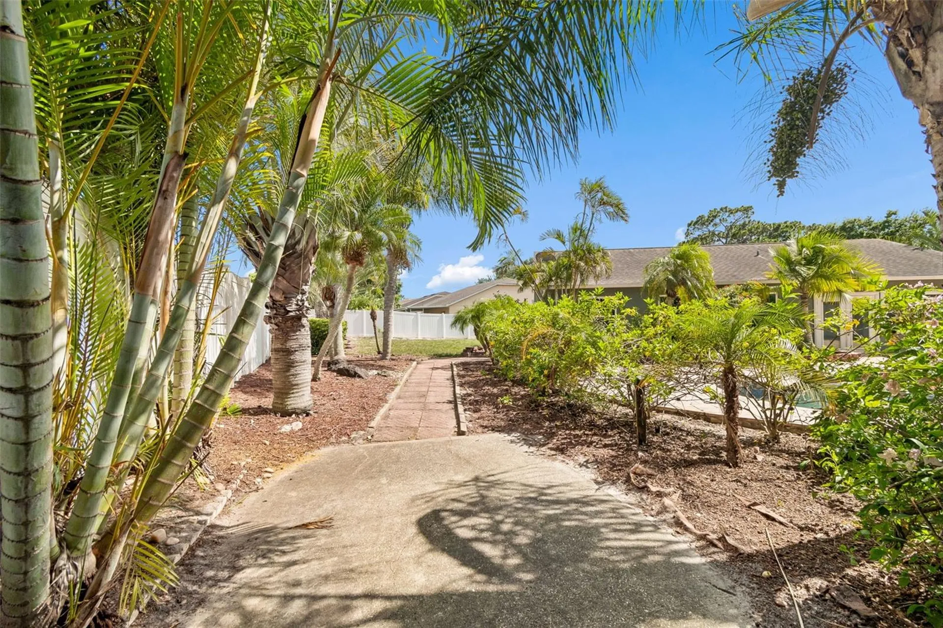 2536 Countryside Pines Drive Clearwater FL 33761