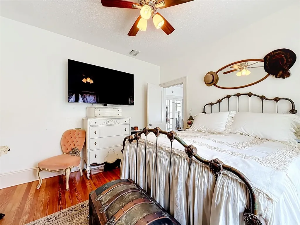 740 Summit Street Eustis FL 32726
